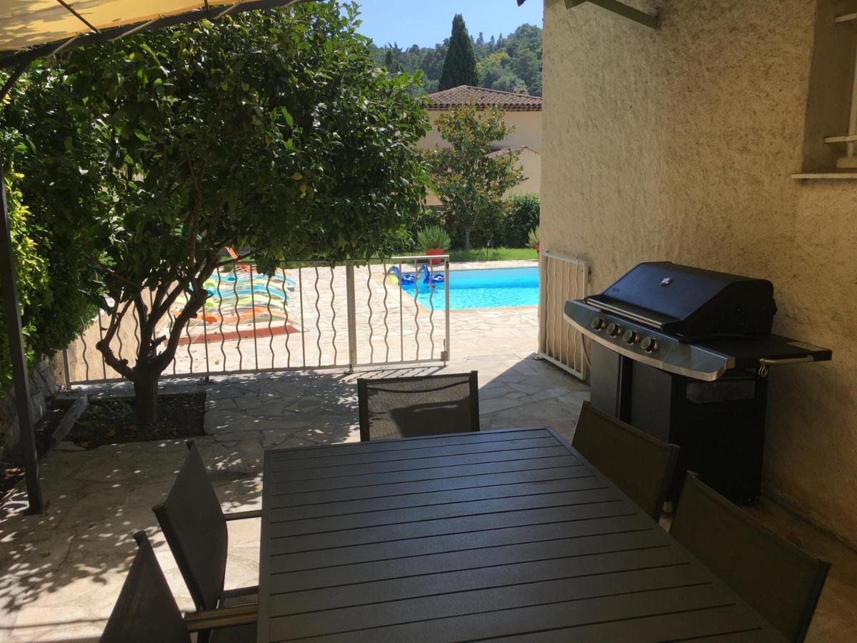 Villa Le Jacaranda Villeneuve-Loubet Esterno foto